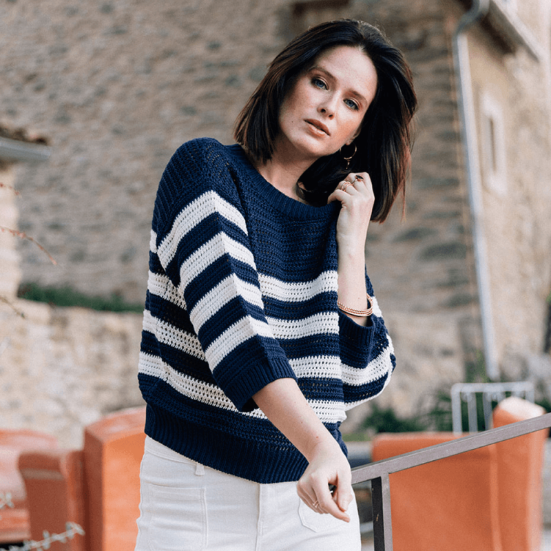 https://www.elora.com/10088-thickbox_default/loose-fitting-navy-and-ecru-jumper-in-a-sailor-look.jpg