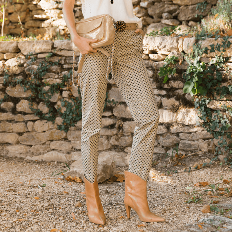 Pantalon imprimé vert et jaune coupe cigarette en coton responsable