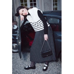 Pull sans manches marinière écru et noir coupe cropped