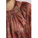 Blouse satinée motif cachemire imprimé grenat