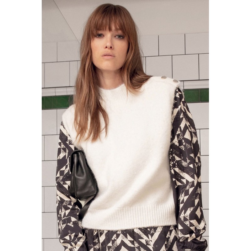 Pull sans manche écru