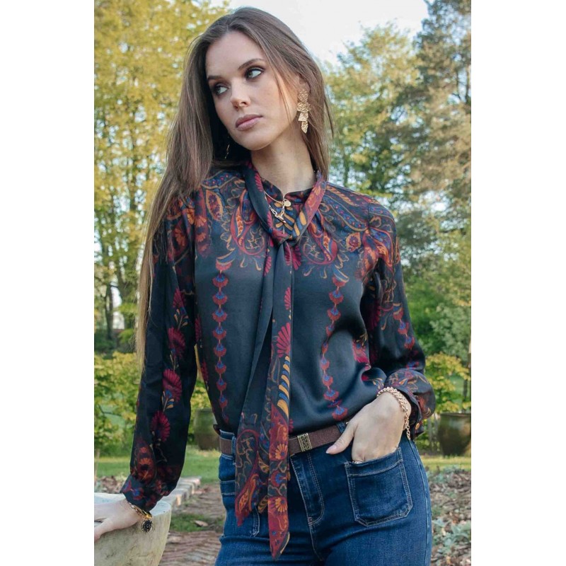 Blouse col cravate motif amérindien