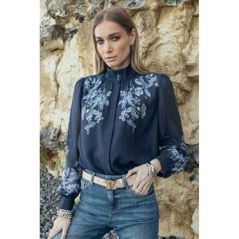 Blouse à motif floral bleu
