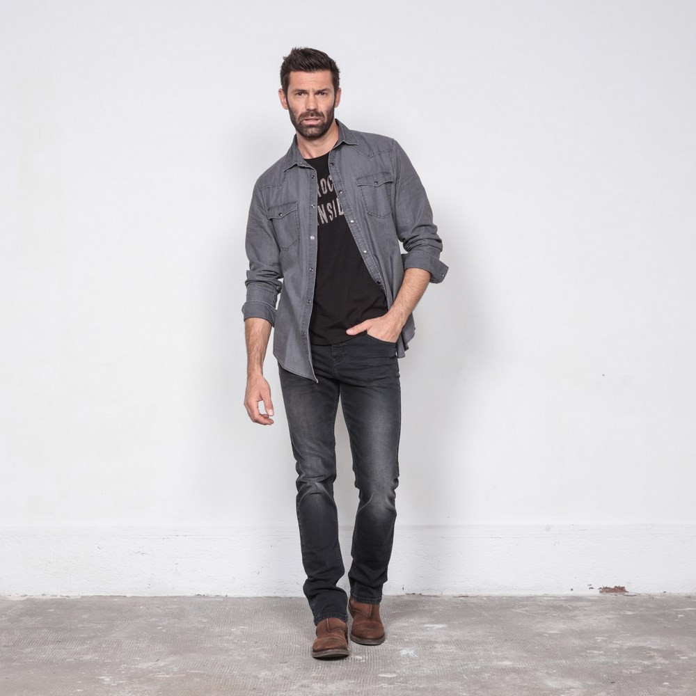 Jean 18REGIS Jean 18REGIS