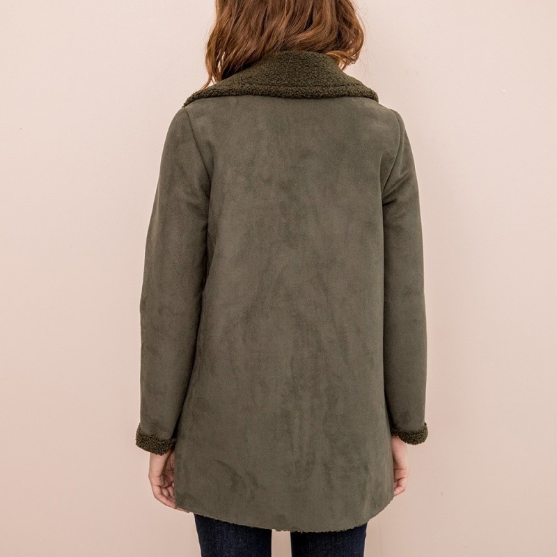 Manteau trois quarts kaki en fausse peau retournée col ...