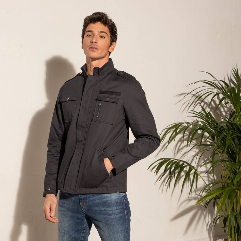 Veste parka à capuches 100 coton responsable. Sur notre eshop : des pièces  iconiques et tendance de la nouvelle collection ** Taille du 32 au 52 **  Des pièces 100% made in France