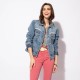 Blouson en denim bleu et patch façon drapeau 100% coton responsable