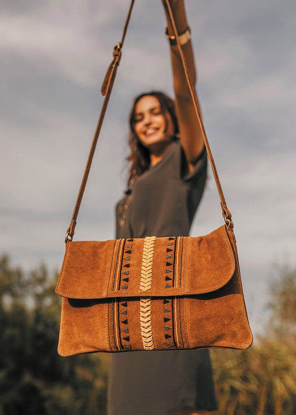 Marque elora vente a domicile prêt a porter femme